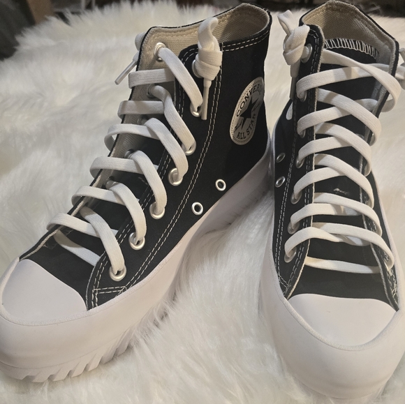 Black and White Converse Chuck Taylor All Star High Top Platform size M/5 & W/7 - Picture 1 of 14